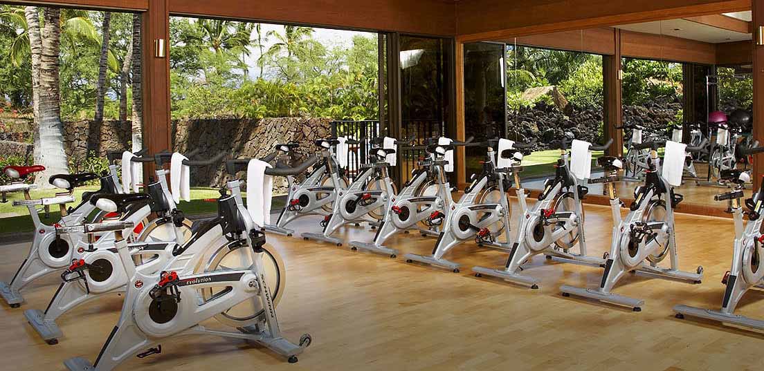 مجموعه ورزشی خاص در مشهد